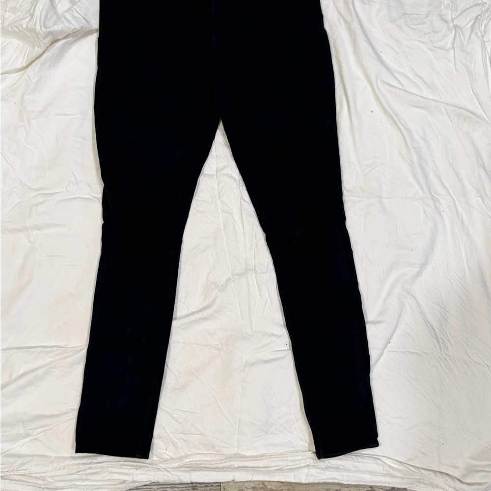 Black Skinny Pants